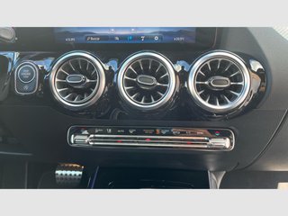 Mercedes Benz GLA GLA 200