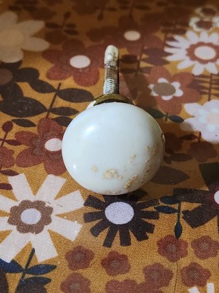 Pomos antiguos de porcelana