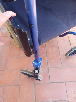 Silla plegable de ruedas / foldable wheelchair