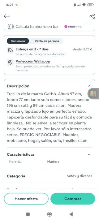 Sofá de cuero y madera