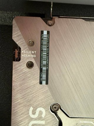 MSI GeForce RTX 3070 Ti SUPRIM X 8G - Impecable