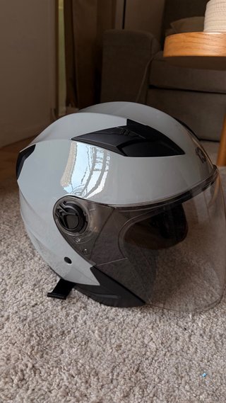 Pareja casco  130R Gris y casco jet