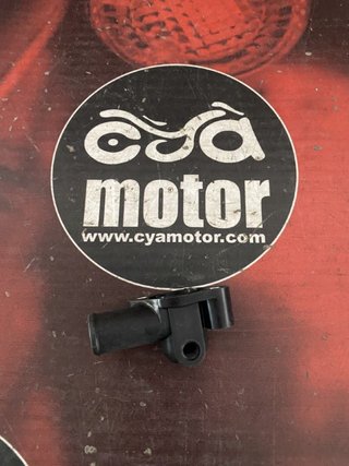 Toma salida agua para PIAGGIO, Ref 832262
