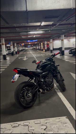 Yamaha MT-07 Negra