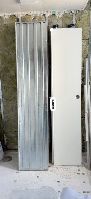 Puerta corredera blanca lisa 2 cuerpos
