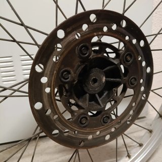 Llanta RMX 50cc con disco de freno.