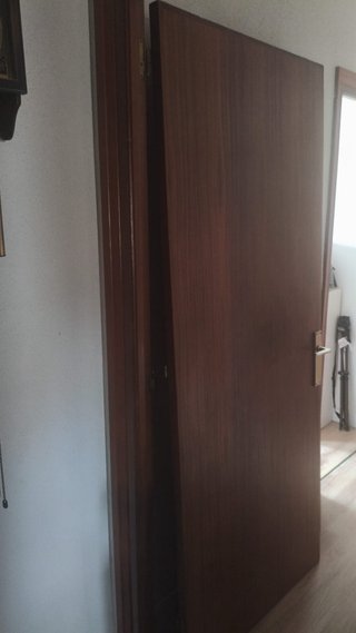 Puertas interior de madera en diferentes aperturas