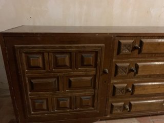 Mueble antiguo madera cajones y puertas