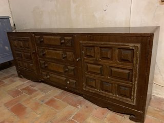 Mueble antiguo madera cajones y puertas