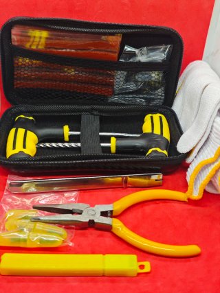 Kit pinchazos para neumáticos moto/coche/quad.