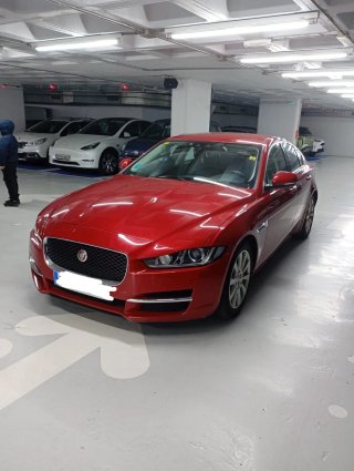 AVERIADO Jaguar XE 2015 AVERIADO