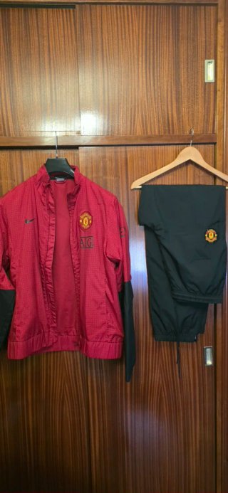 Abito sportivo Nike Manchester United Rosso e Nero