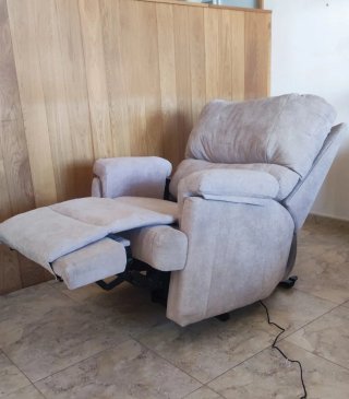 Sillón reclinable eléctrico elevador
