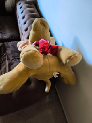Peluche perro grande con gorro y bufanda