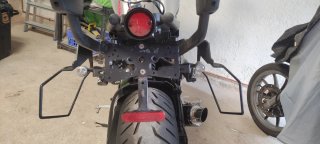 Piloto trasero redondo moto.