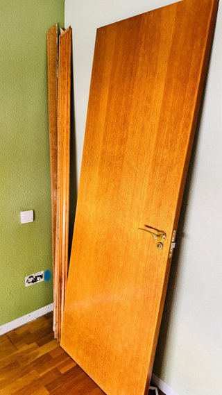 Puerta de madera interior