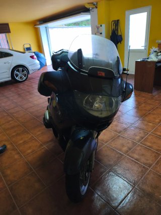 BMW 1150RT Moto color azul marino