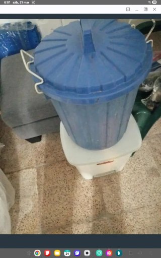 Cubo basura azul 38 cm