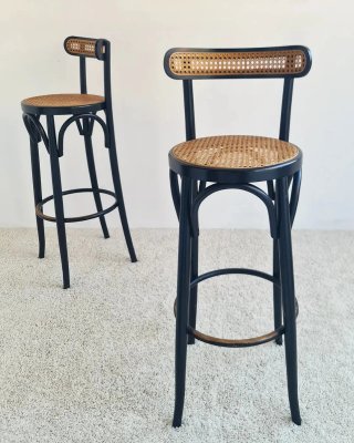 2 Taburetes estilo THONET. Francia, 70s.