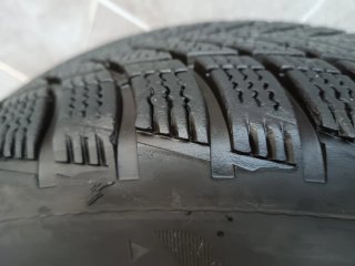 2 Neumáticos Goodyear 205/60 R16.