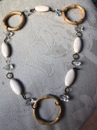 Collares diversos