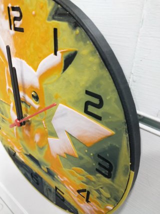 Orologio da parete Pikachu effetto bassorilievo