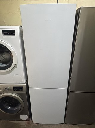 Frigorífico Haier 190x60 No Frost A+