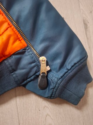 Chaqueta Alpha Industries MA-1 USA