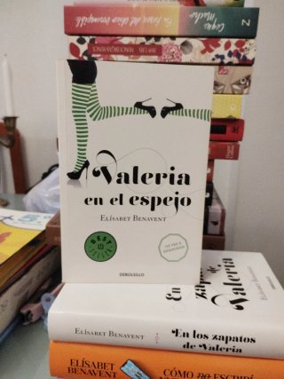 Varios libros de bolsillo