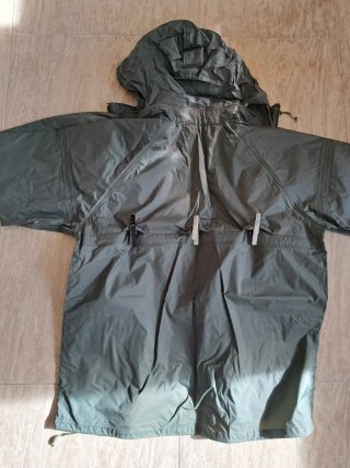 Chubasquero CONY Verde Militar Talla L
