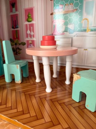 Casa de muñecas de varios pisos