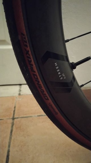 Bicicleta CUBE Agree Carbono