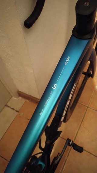 Bicicleta CUBE Agree Carbono