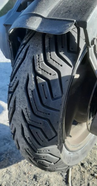 Moto Scooter SYM GTS 125cc EVO+Manta cubrepiernas