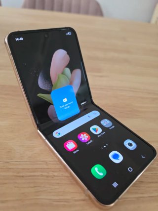 Samsung Galaxy Z Flip 4 Rosa Oro