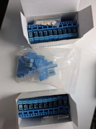 1 Relé  interface Finder 95.05 48V DC