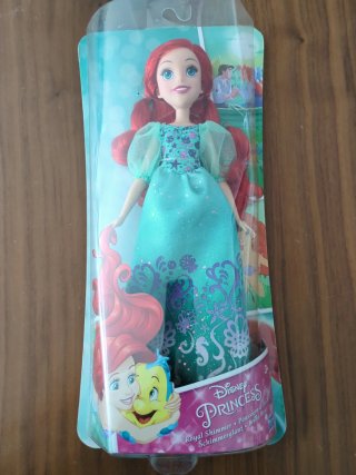 Muñecas Barbie Disney Store