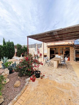 Chalet en venta en Crevillent