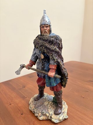 Figura Guerrero Vikingo Resina