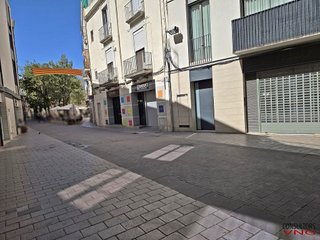 Local comercial en alquiler en Barri del Mar - Ribes Roges en Vilanova i La Geltrú