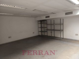 Oficina en alquiler en El Besós i el Maresme en Barcelona