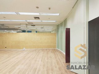 Local comercial en alquiler en San Pedro de Deusto-La Ribera en Bilbao