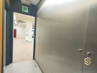 Local comercial en alquiler en San Pedro de Deusto-La Ribera en Bilbao
