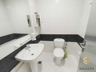 Local comercial en alquiler en San Pedro de Deusto-La Ribera en Bilbao