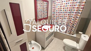 Piso en alquiler en Tres Huertas - El Torrejón - El Cerezo en Sevilla