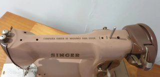 Máquina de coser Singer antigua