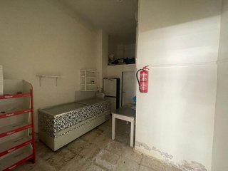 Local comercial en alquiler en La Caleta - La Viña en Cádiz