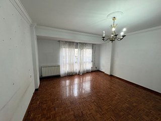 Piso en venta en Zona Ultramar en Ferrol