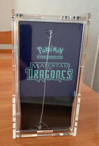 ETB Pokemon Majestad de Dragones