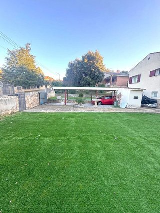 Chalet en venta en Valdeaveruelo